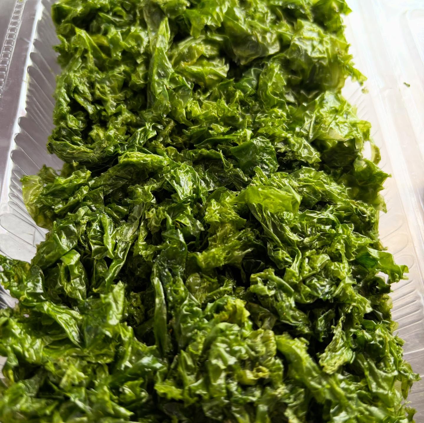 ・

宮古島で買ってきた
生アーサー

＼サービスします！／

沖縄そばをご注文のお客様に
無料トッピングできます

乾燥ではなく
“生のアーサー”ならではの香りと食感🤍

磯の風味がふわっと広がっていつもの沖縄そばがさらに美味しくなります！

数量限定のためなくなり次第終了となります‍♀️

気になる方はお早めにどうぞ♡